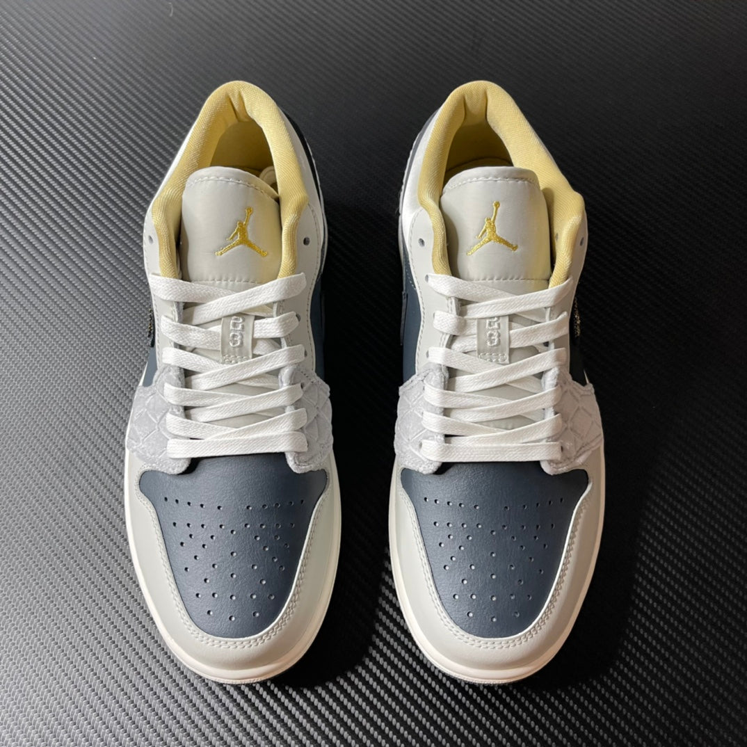 Air Jordan 1 Low SE