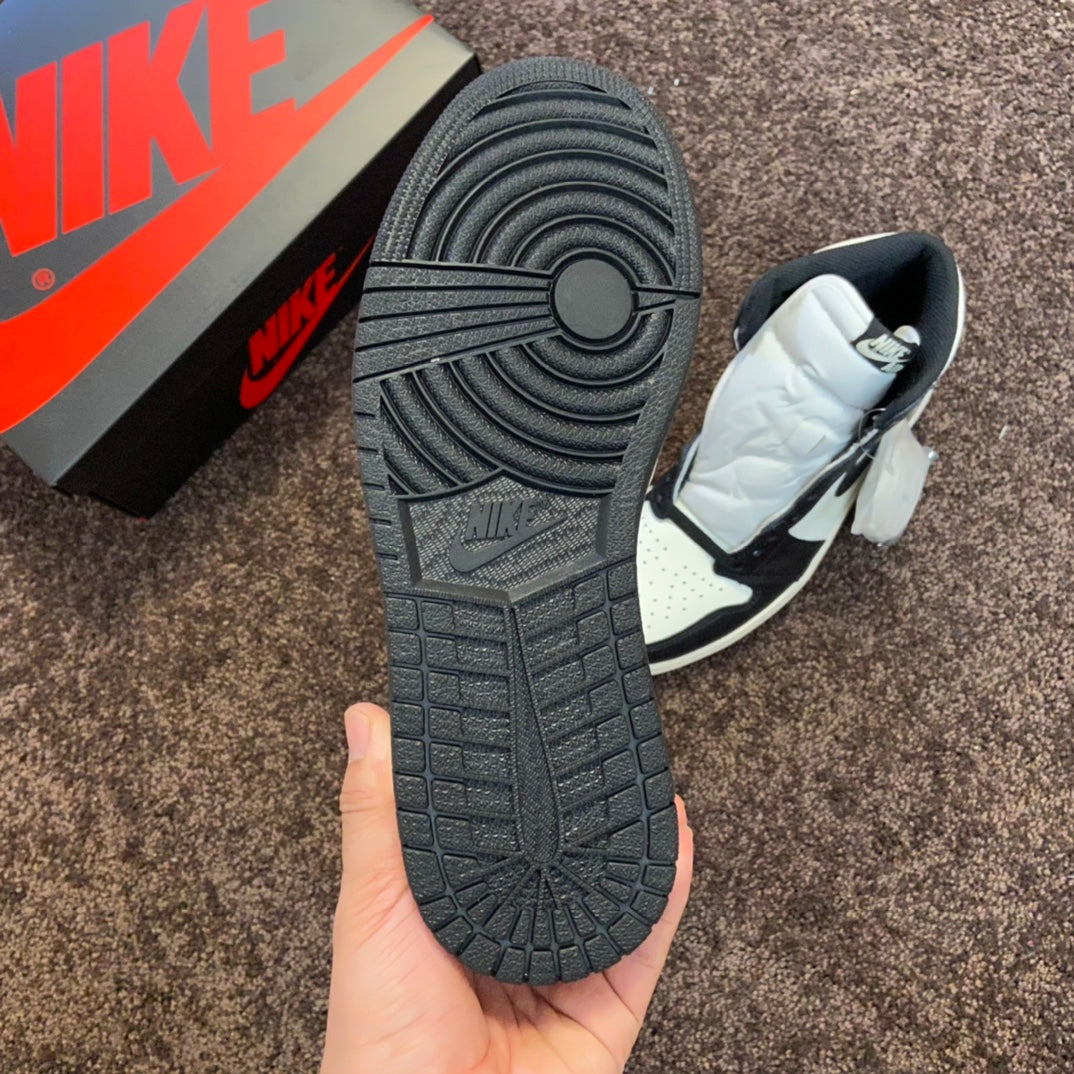 Air Jordan 1 High Dark Mocha