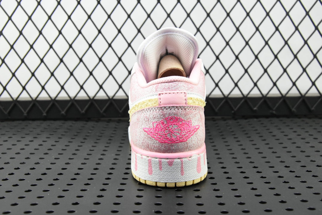 Air Jordan 1 Low