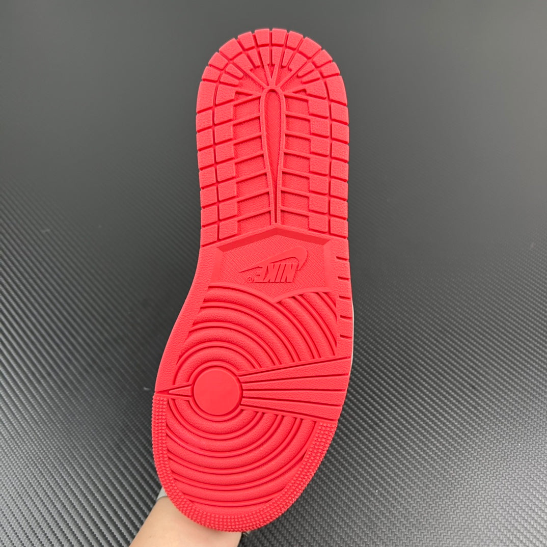 Air Jordan 1 Low