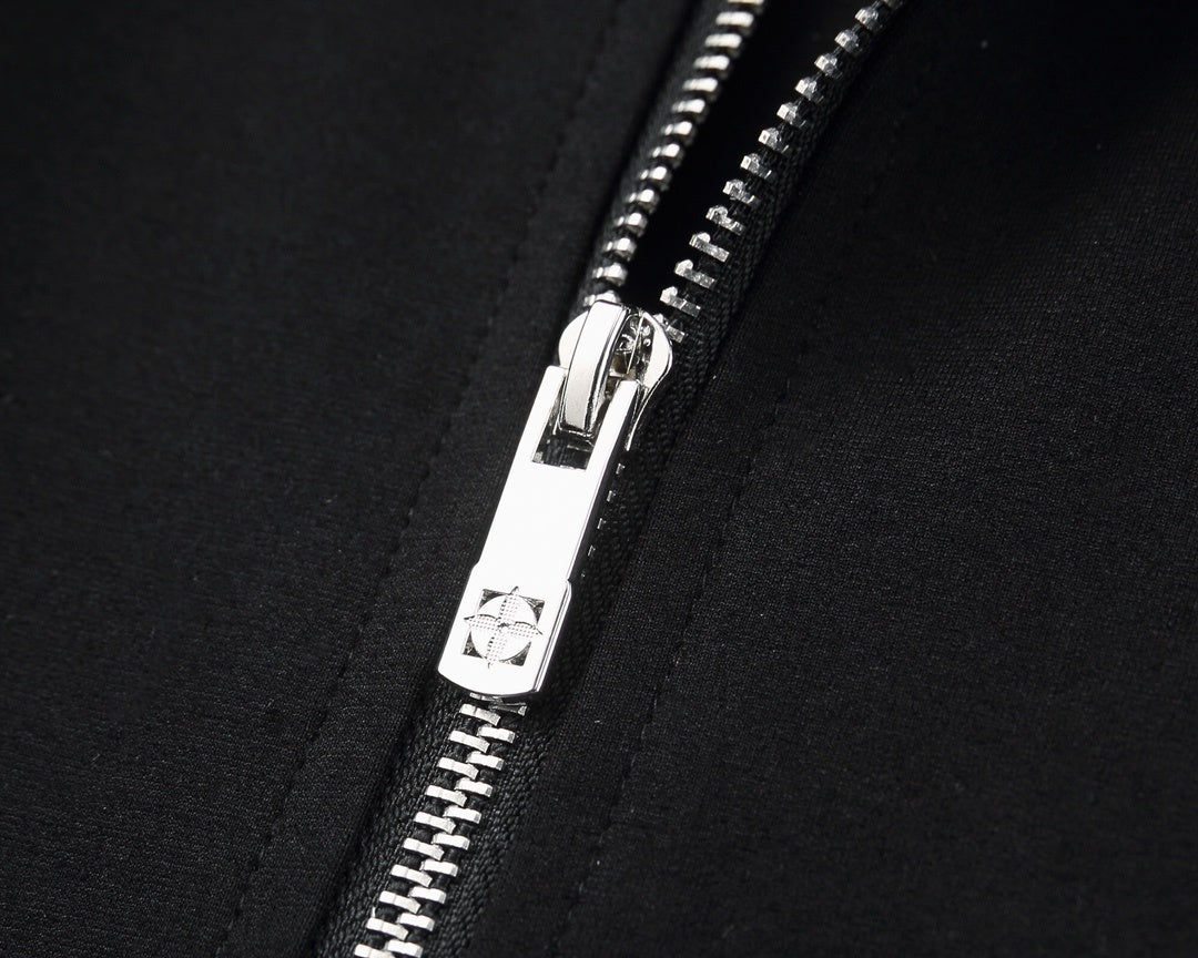 Conjunto de grife LV
