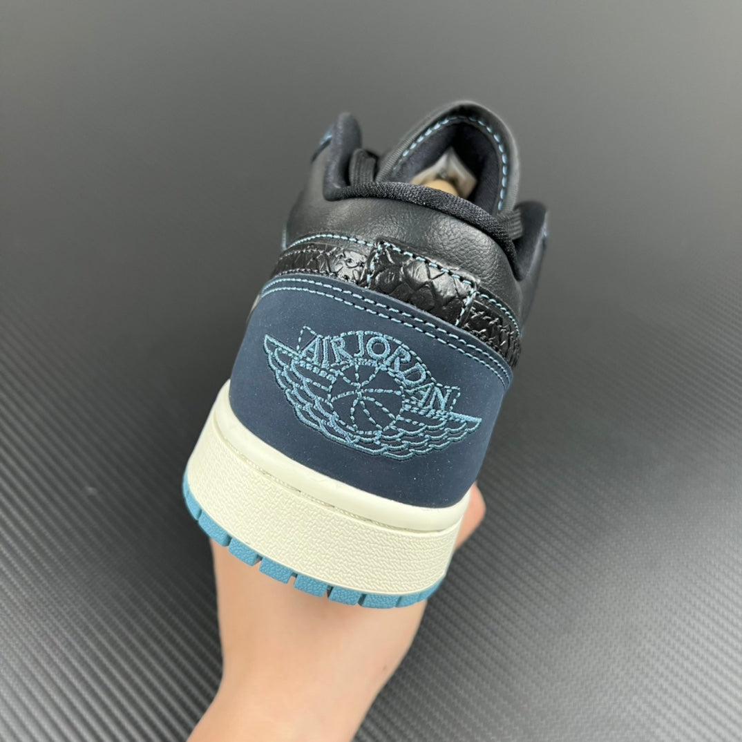 Air Jordan 1 Low