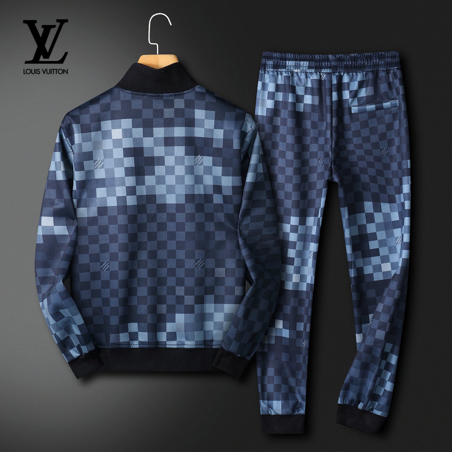 Conjunto de grife LV