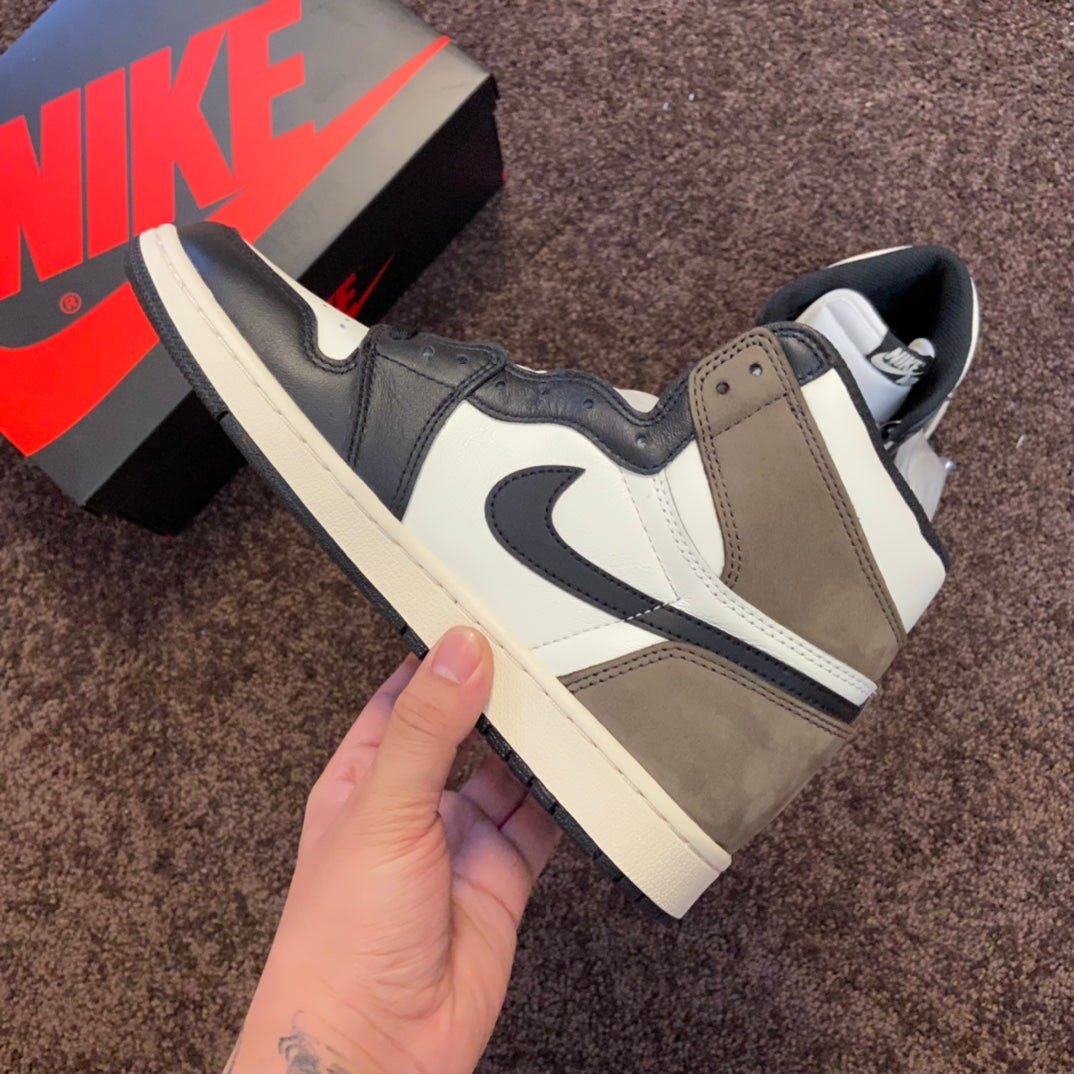 Air Jordan 1 High Dark Mocha