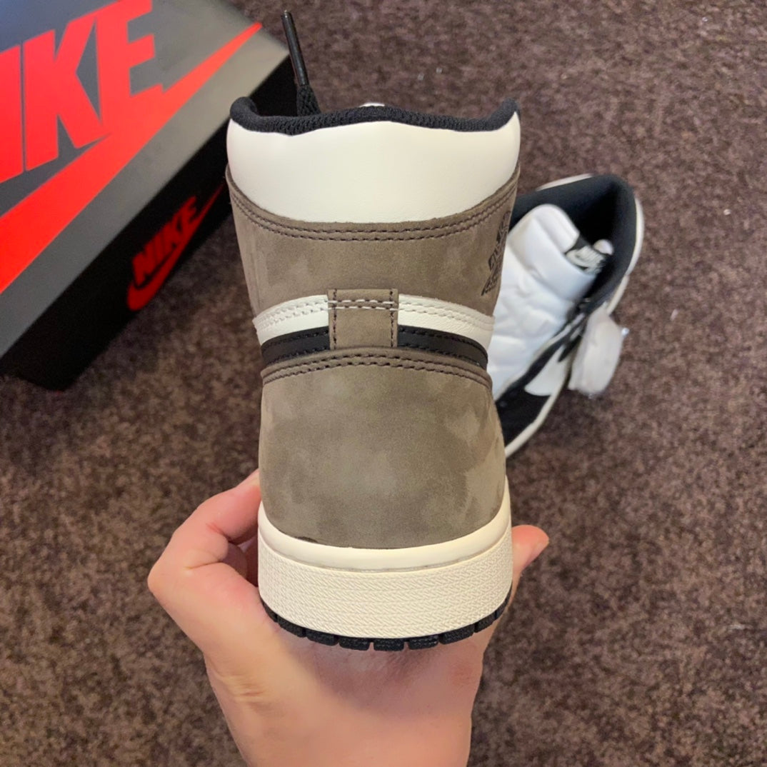 Air Jordan 1 High Dark Mocha