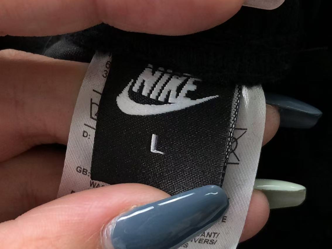 Conjuntos Nike tech Cinza