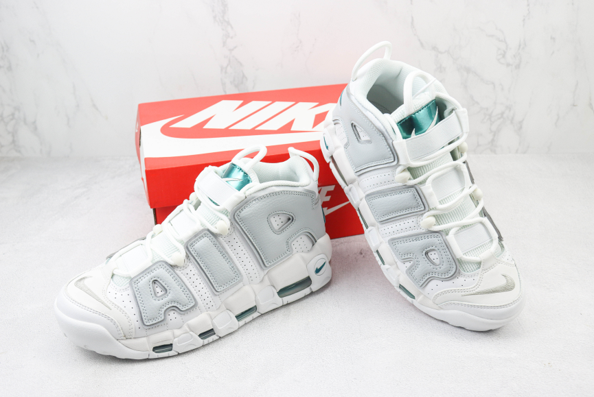 Tênis Nike Air More Uptempo