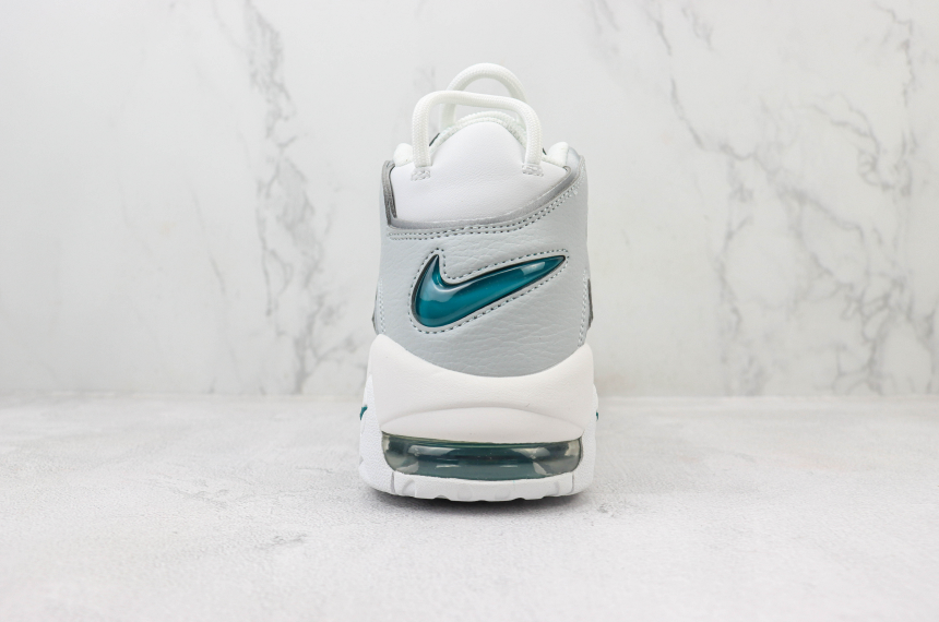 Tênis Nike Air More Uptempo