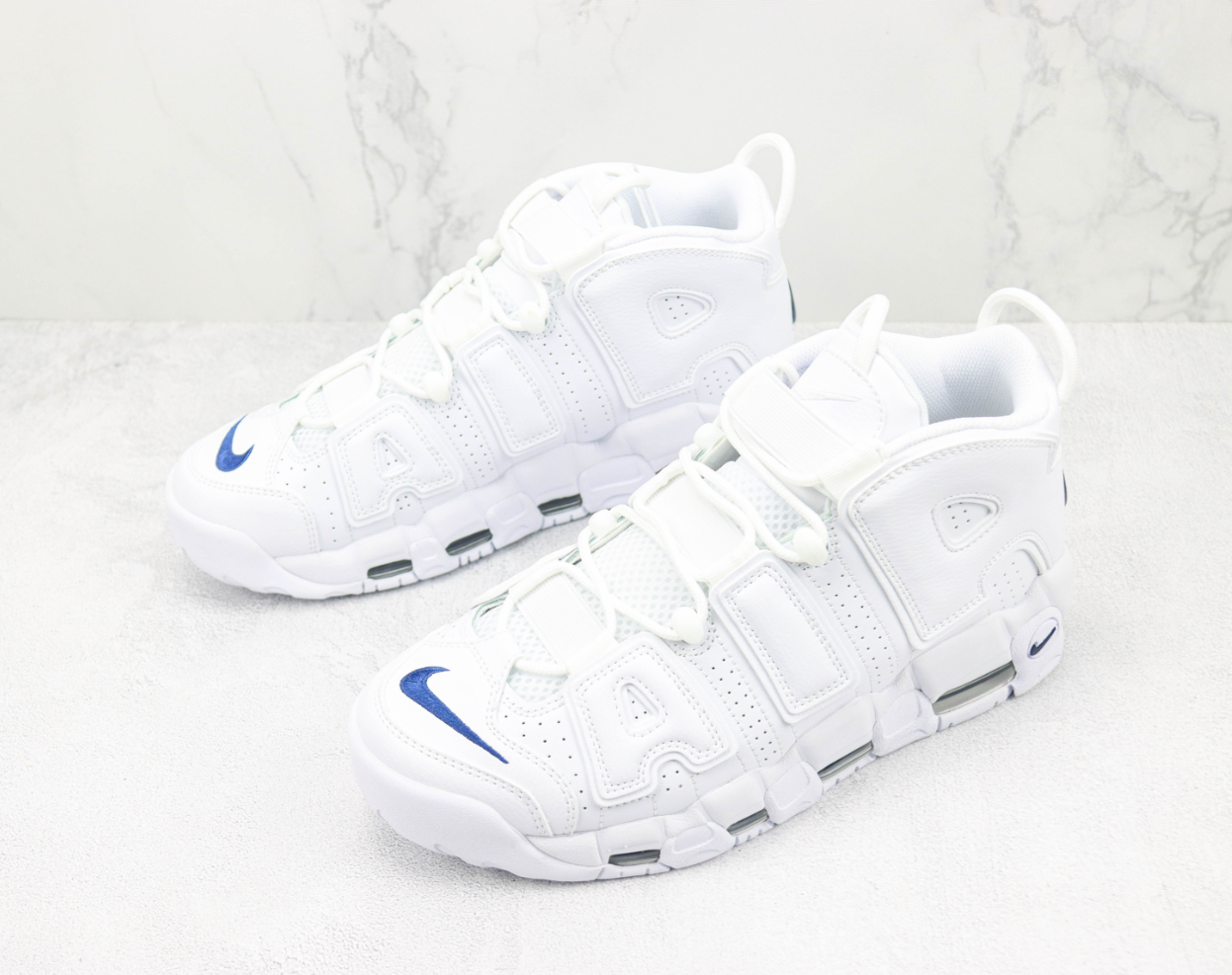 Tênis Nike Air More Uptempo