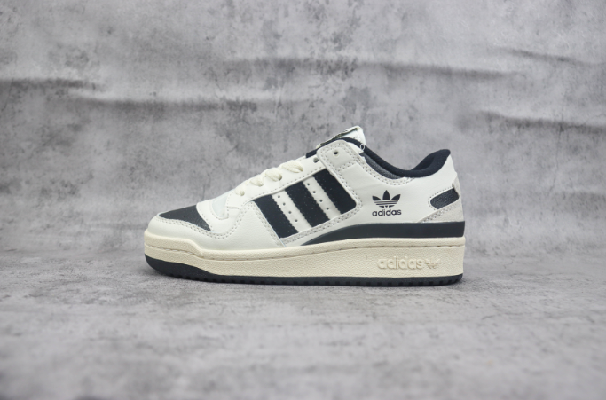 Adidas Forum Low