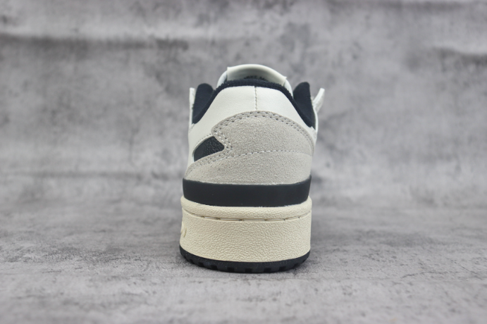Adidas Forum Low