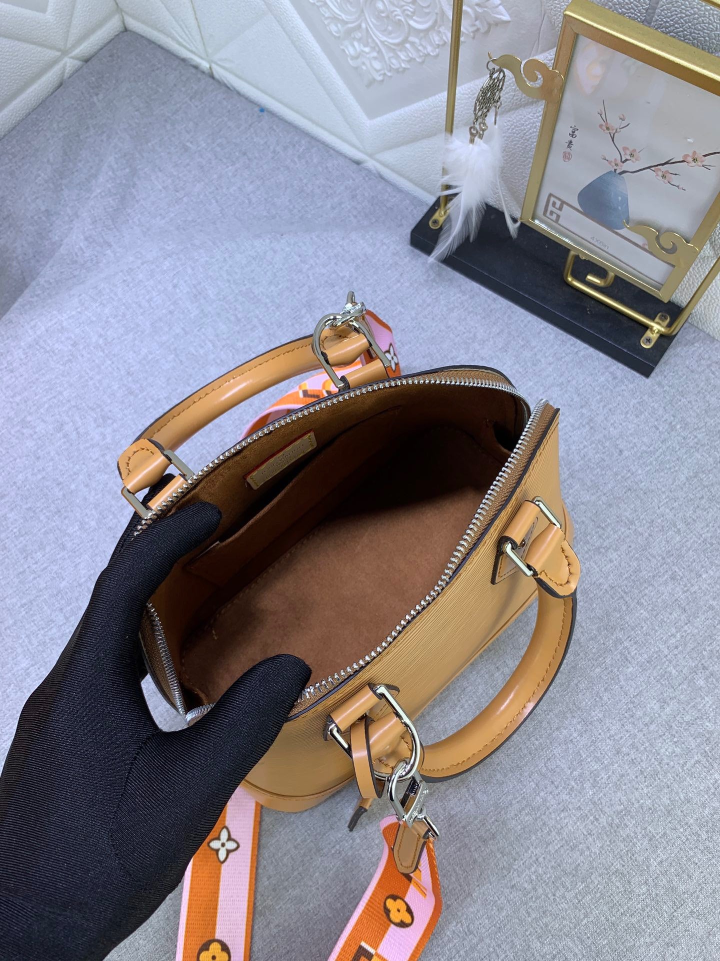 Bag LV