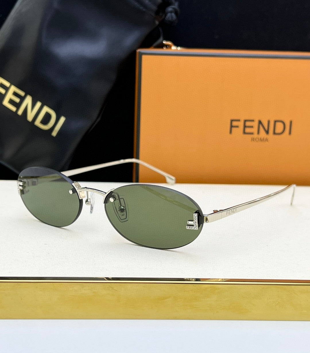 Óculos FENDI
