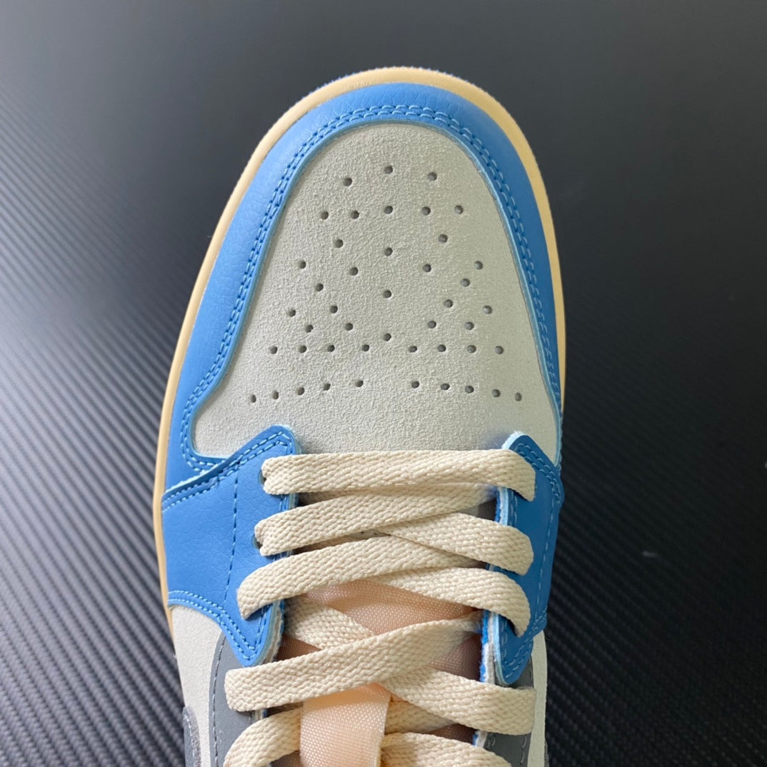 Air Jordan 1 Low