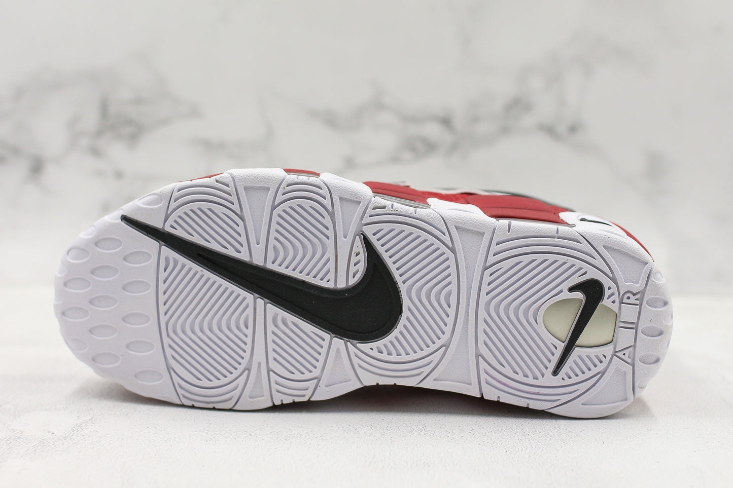 Tênis Nike Air More Uptempo