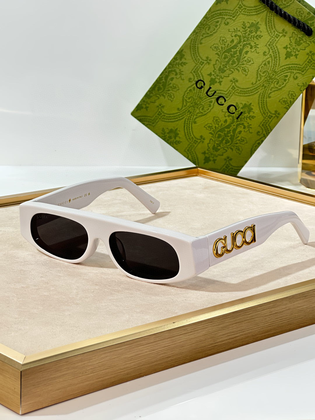 Óculos GUCCI