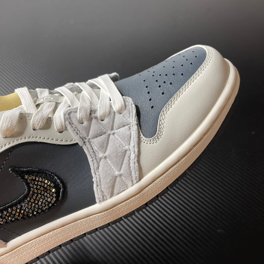 Air Jordan 1 Low SE