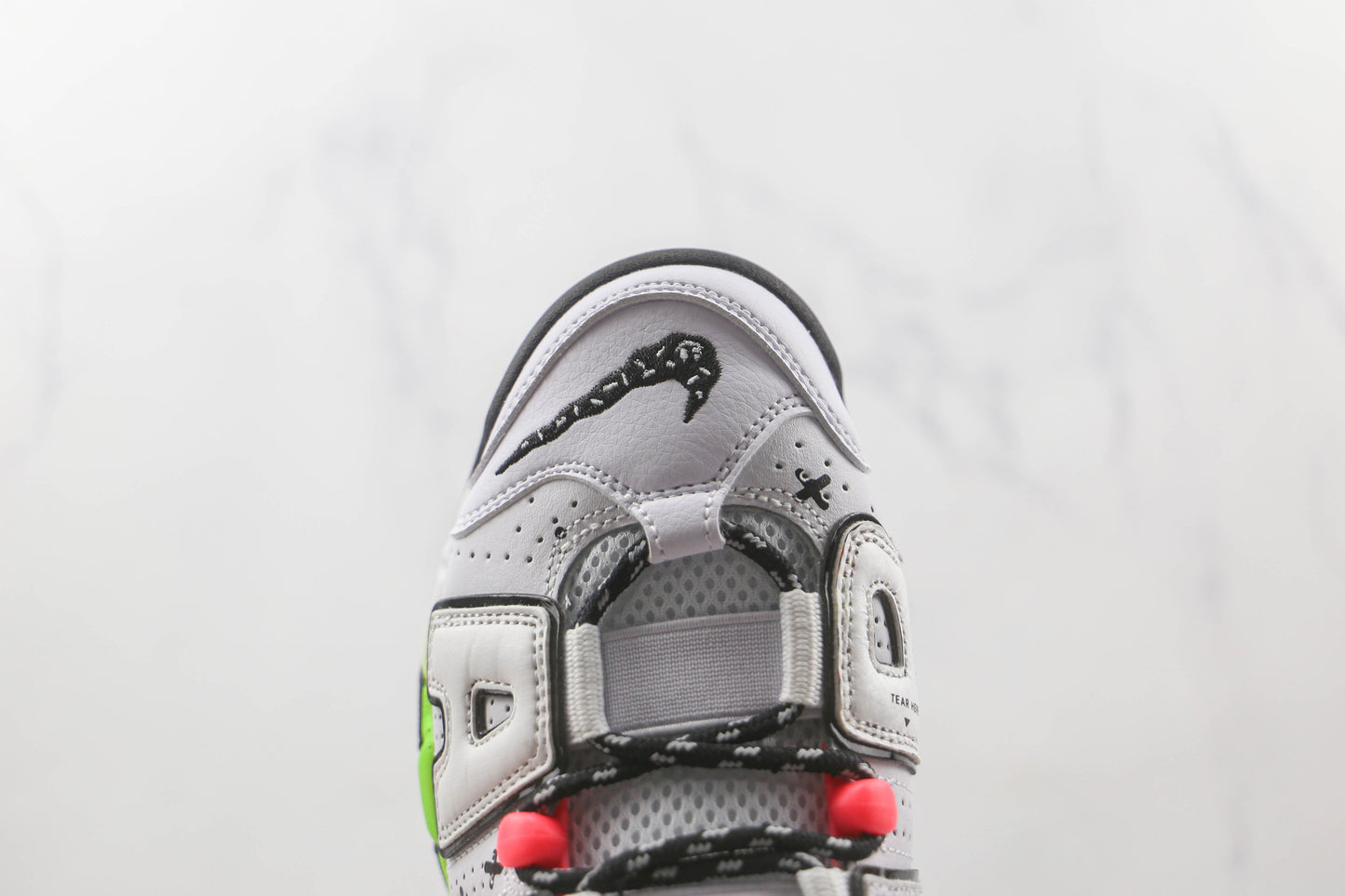 Tênis Nike Air More Uptempo