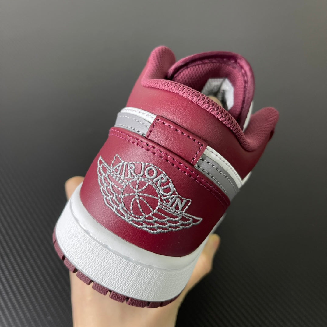 Air Jordan 1 Low