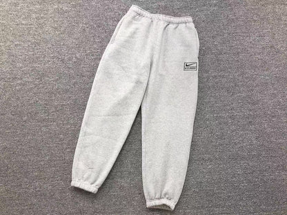 Conjuntos Nike Stussy Cinza