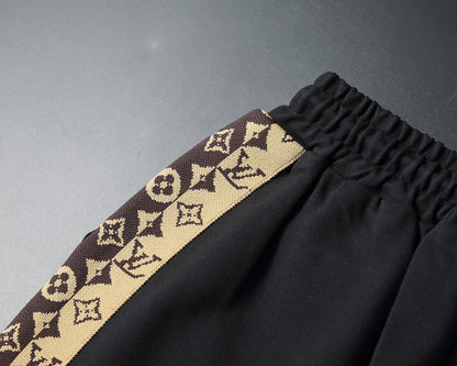 Conjunto de grife LV