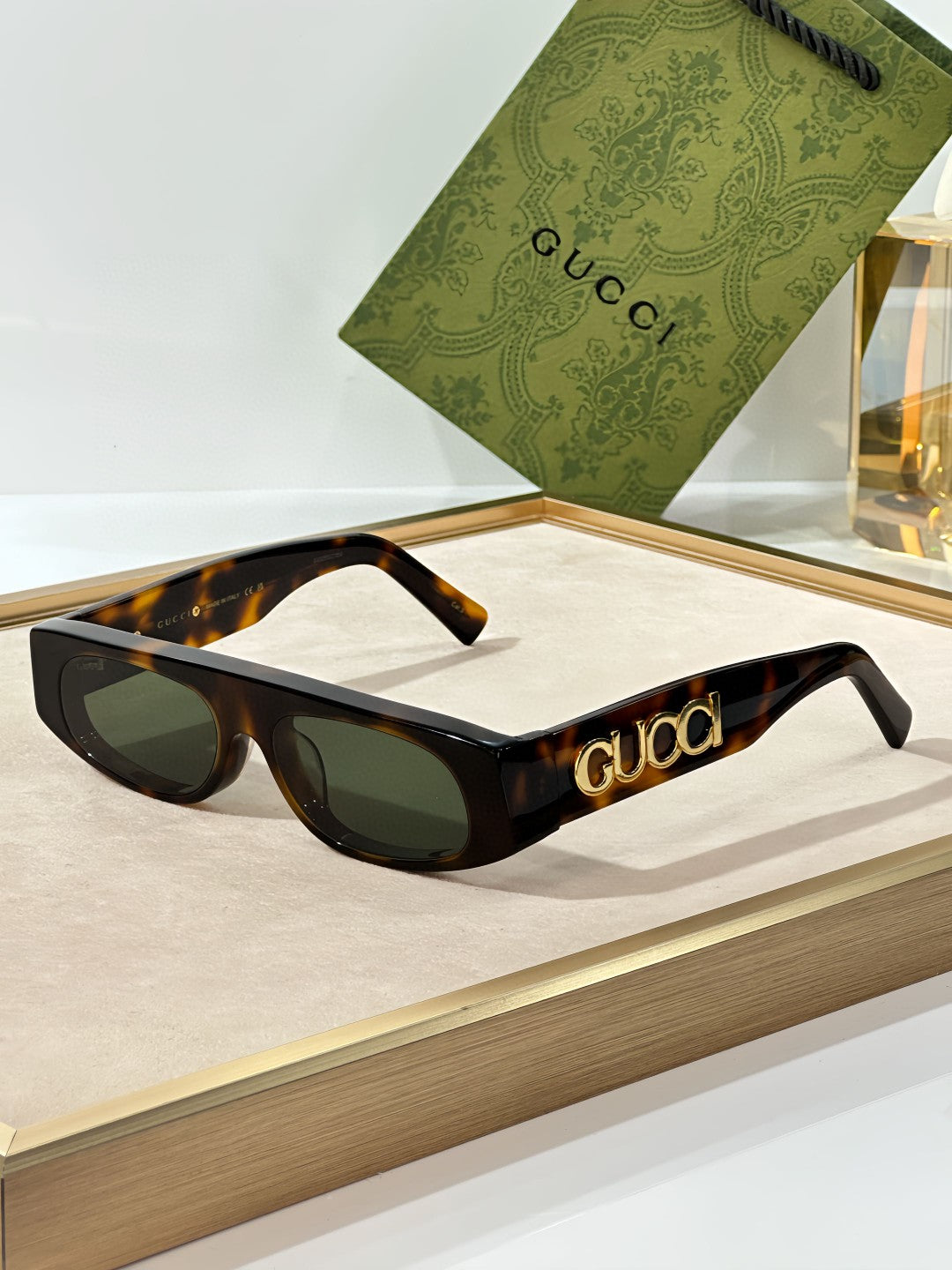 Óculos GUCCI