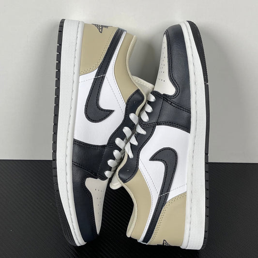 Air Jordan 1 Low