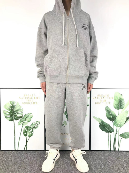 Conjuntos Nike Stussy Cinza