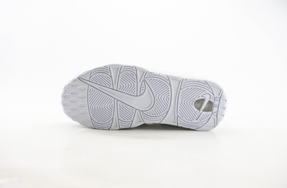 Tênis Nike Air More Uptempo tecido