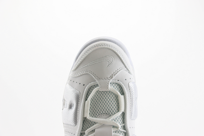 Tênis Nike Air More Uptempo tecido