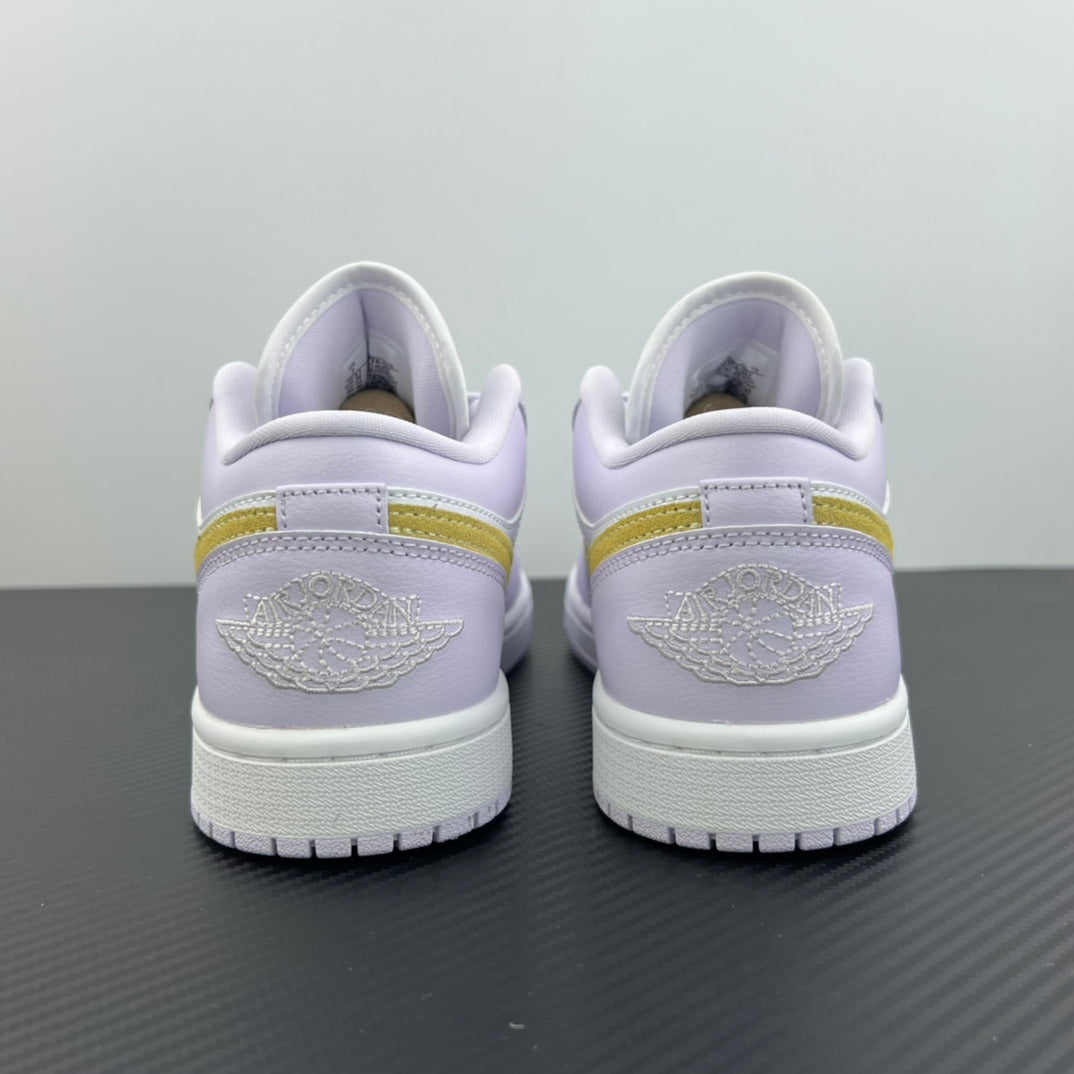 Air Jordan 1 Low
