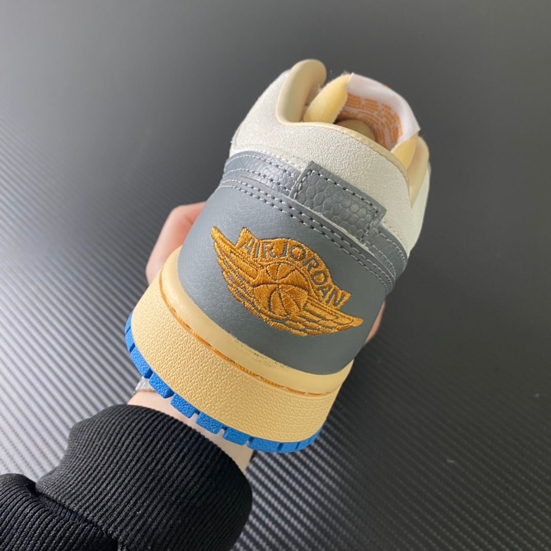 Air Jordan 1 Low