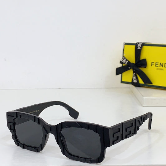 Óculos FENDI