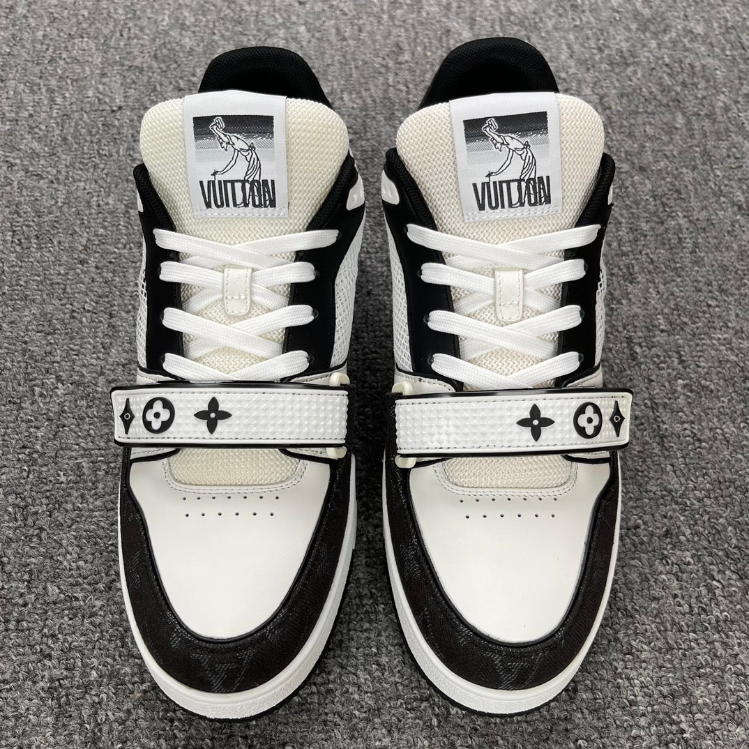 Louis Vuitton Velcro