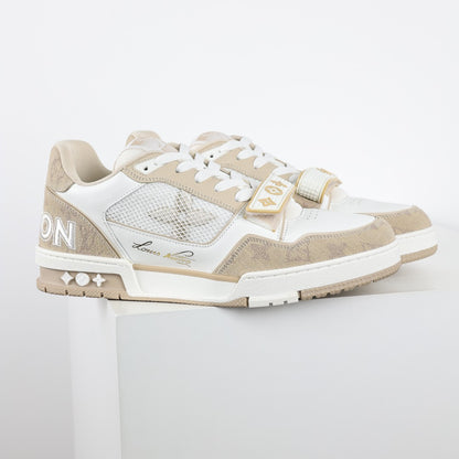 Louis Vuitton Velcro
